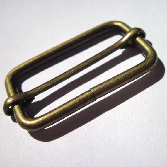 How To Attach A Slider To Your Bag Strap IUCN Water