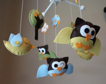 Baby Crib Mobile - Baby Mobile - Birds Owls Mobile - Baby Nursery Mobile "Little Creatures Looking Down on You"(You can pick your colors)