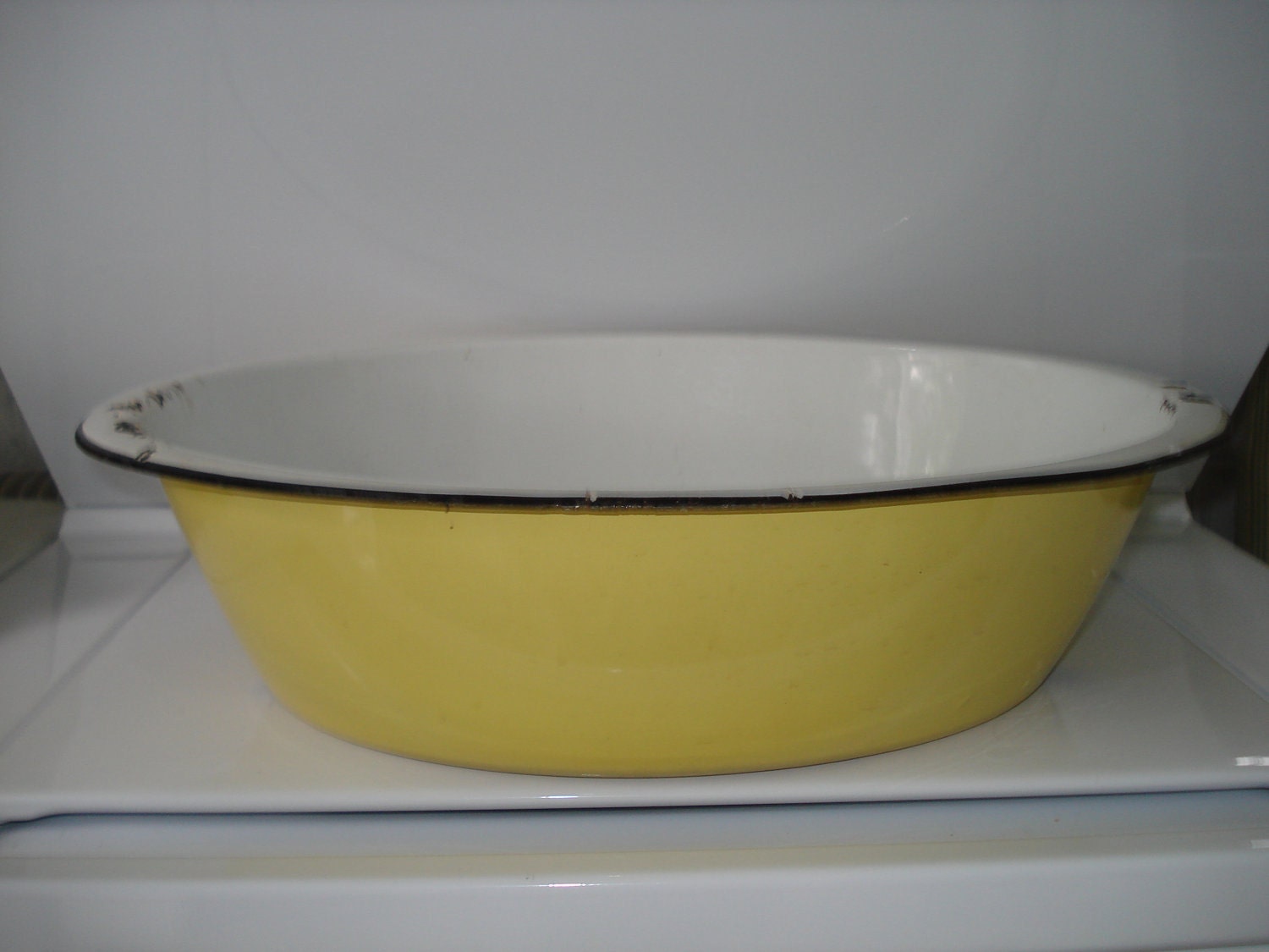 SALE Vintage oval shaped yellow enamel wash tub