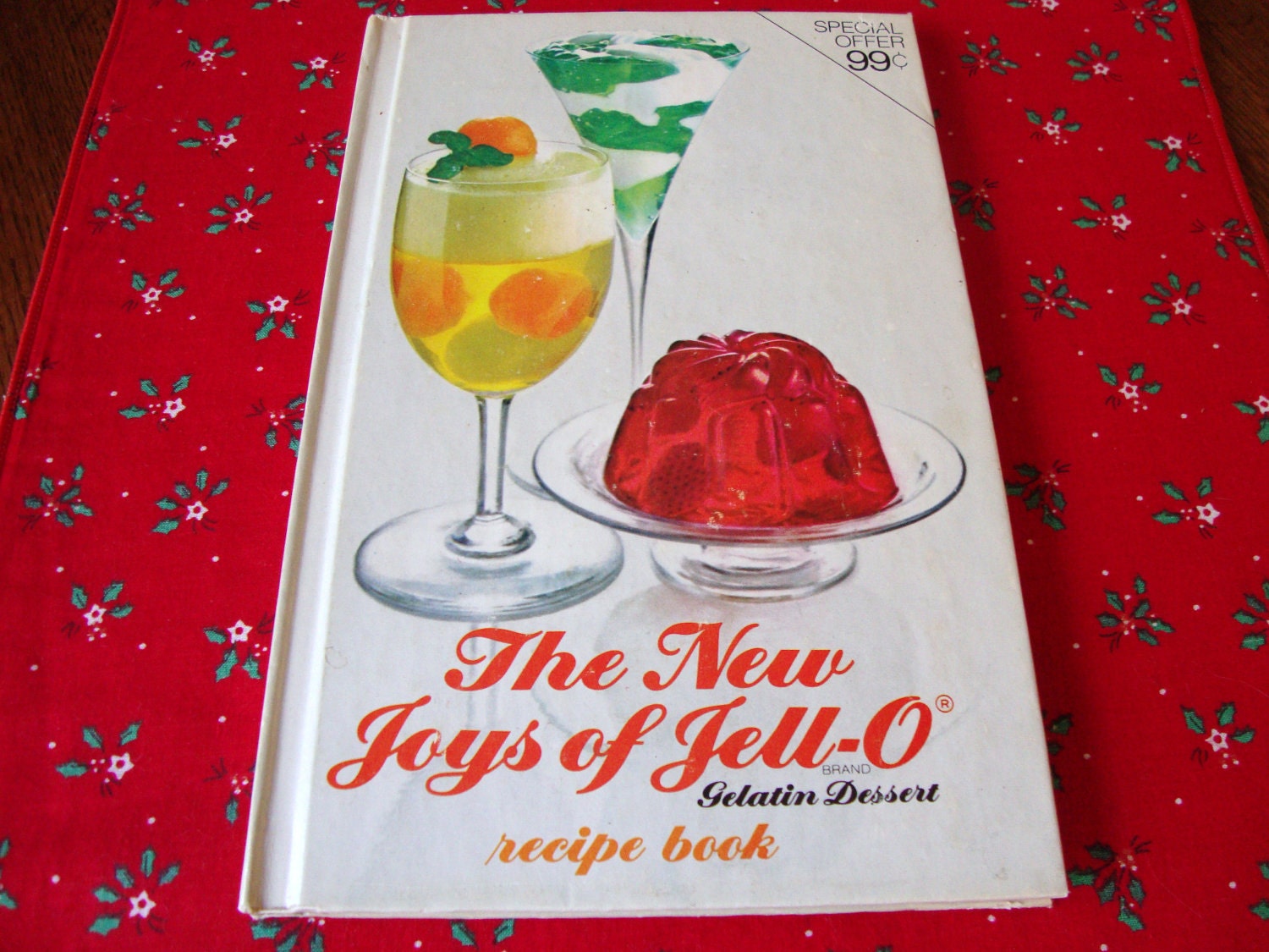 Joys of Jello Recipe Book 1973 by NettiesCollectibles on Etsy