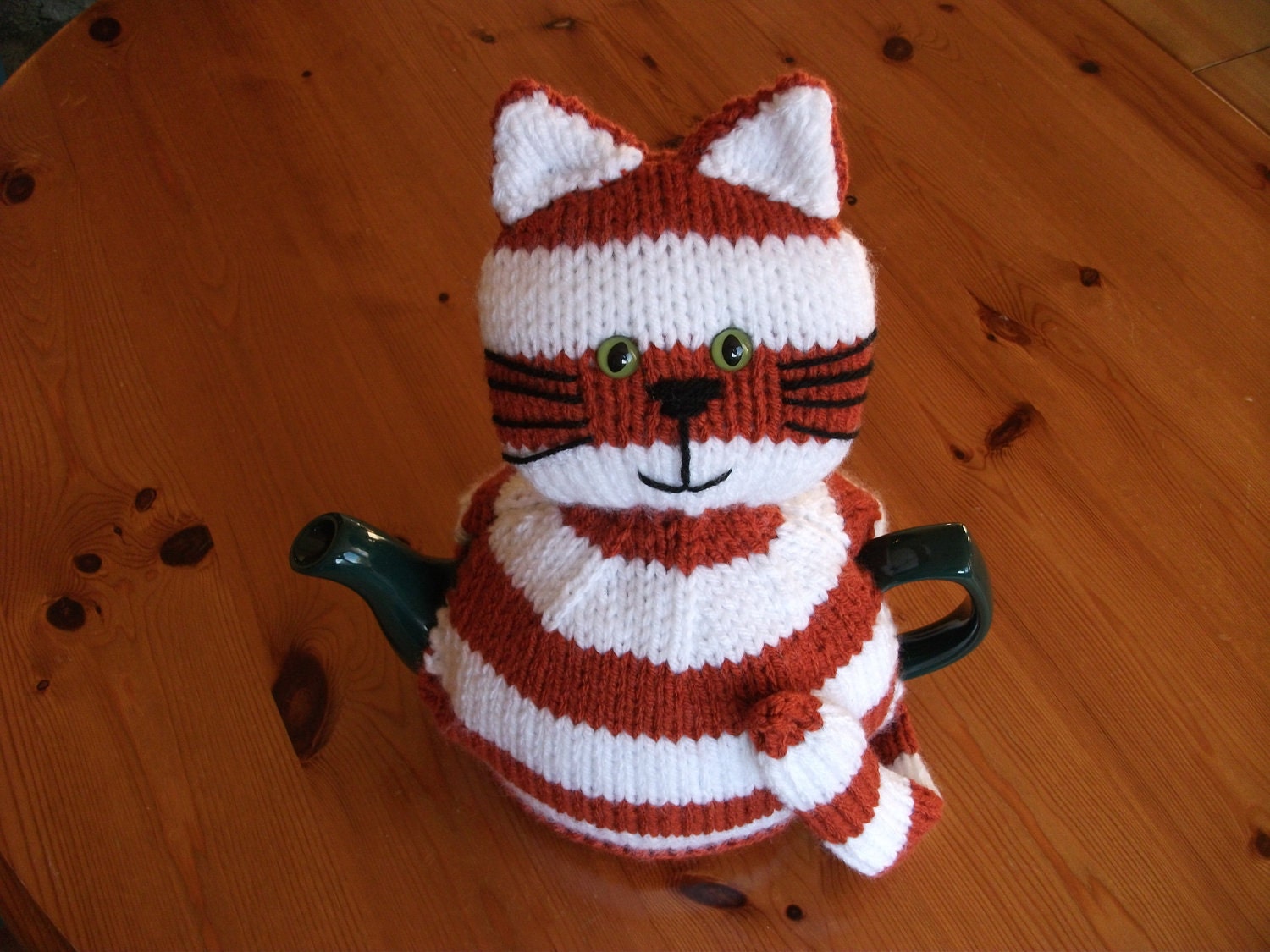 Knitted cat ginger/white striped tea cosy. UK by madmumknits