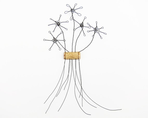 Items similar to Wire Flower Wall Art Sculpture on Etsy