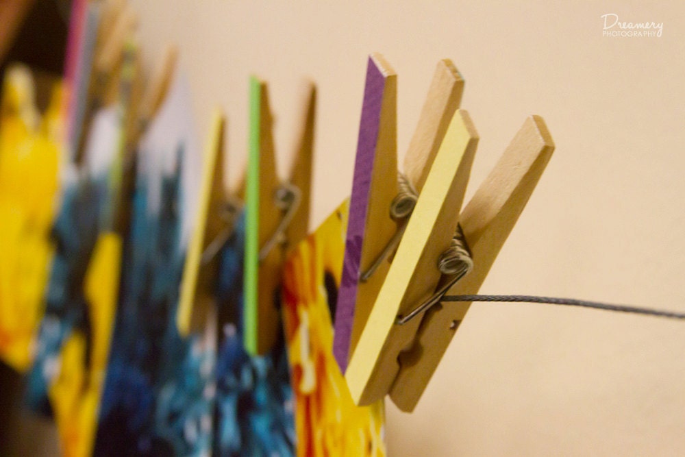 Kids Art Display. Clothesline Kit. Vintage Retro. Photo