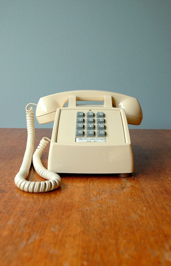 Vintage Cream Push Button Phone