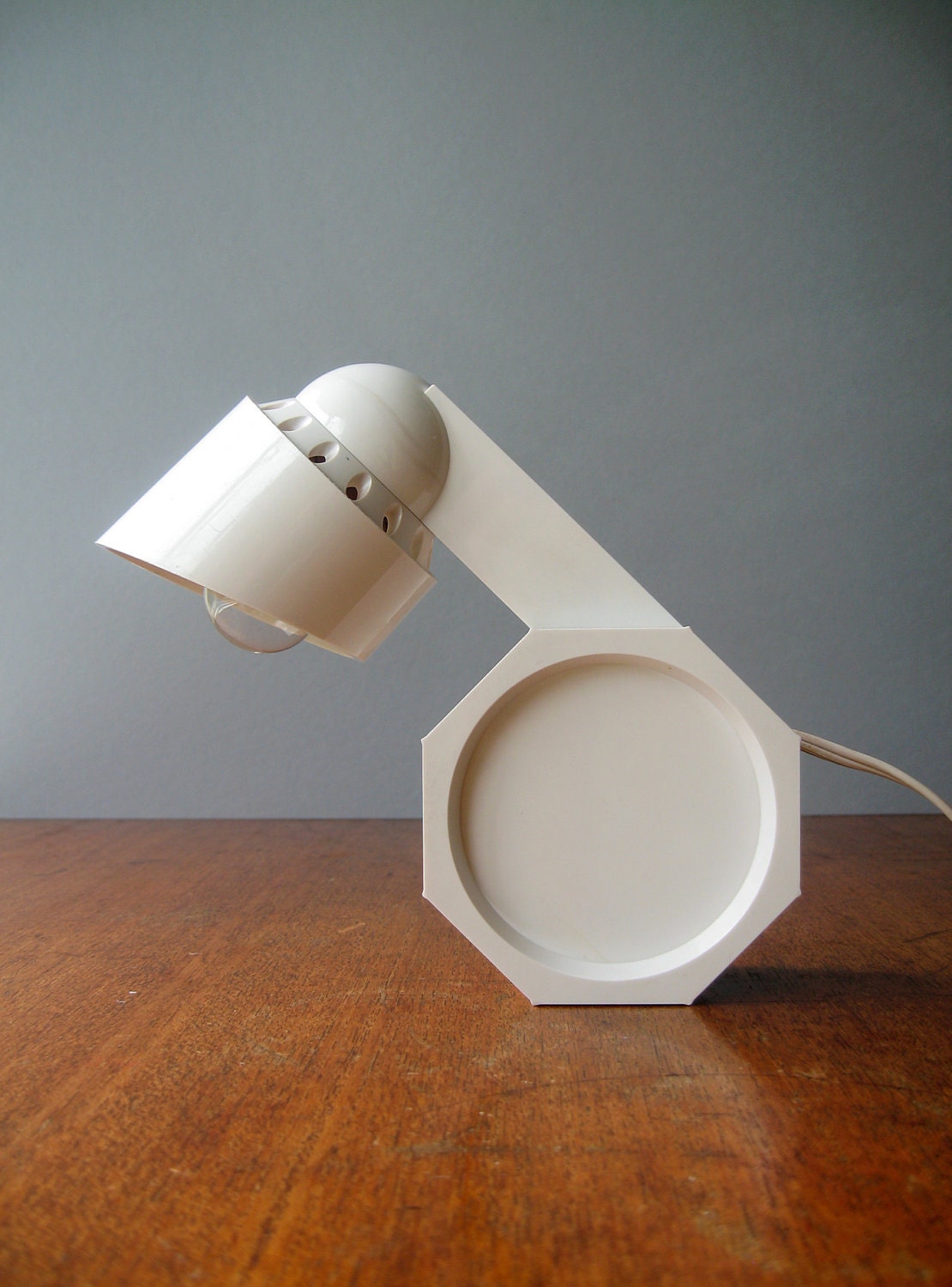 Retro Mod Plastic Lamp White High Intensity by luola on Etsy
