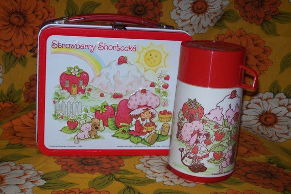 Vintage Strawberry Shortcake Lunch Box & by FabFindsandDesign