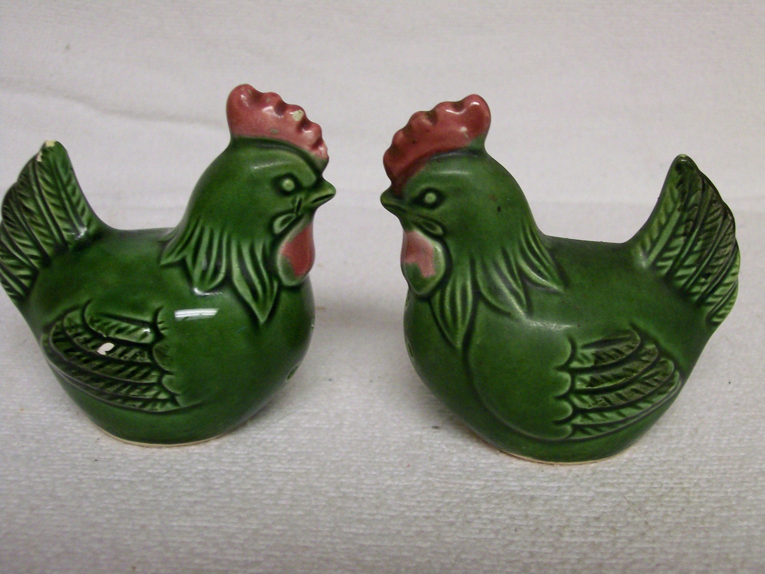 Vintage Chicken Hen Salt and Pepper Shakers Made in Japan