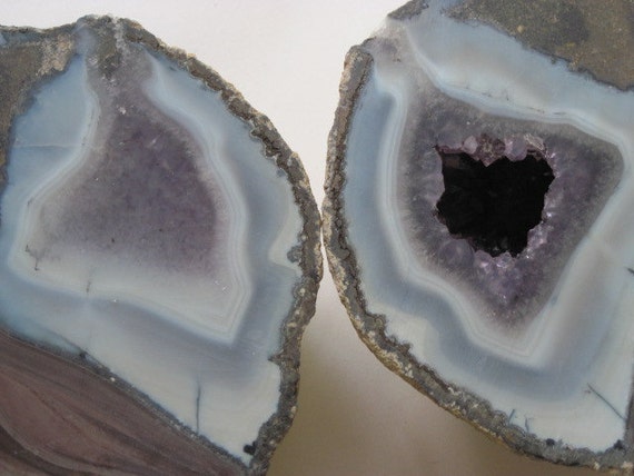 purple amethyst rock