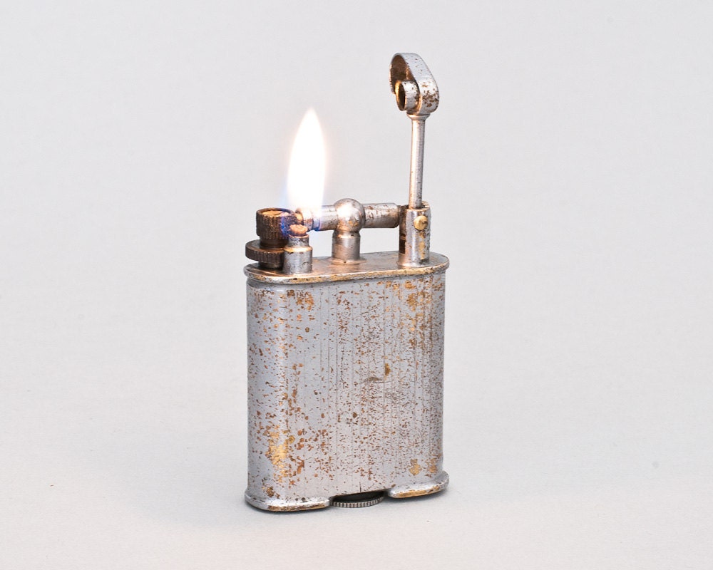 1920s Golden Wheel Art Deco Lift Arm Pocket Lighter