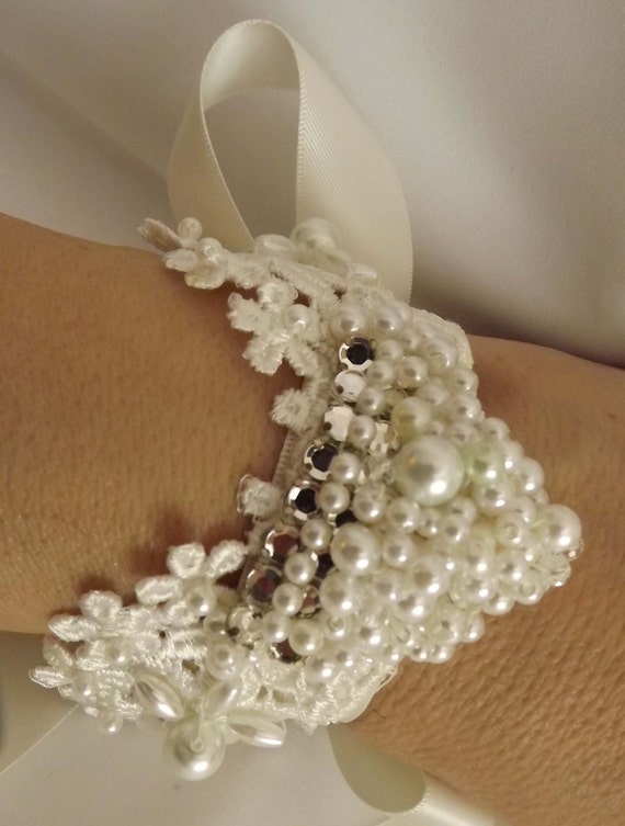Ivory Lace Wedding Bracelet Pearls Crystals Vintage Lace