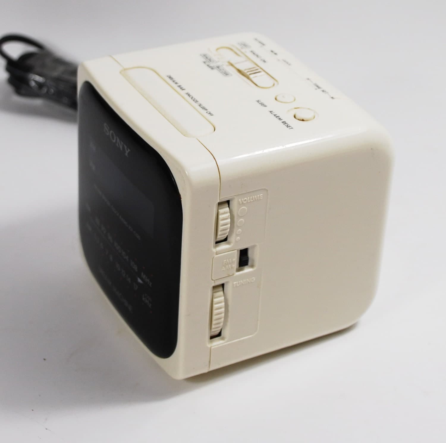 Vintage Sony White Cube Clock Radio DigiCube ICFC120 FREE