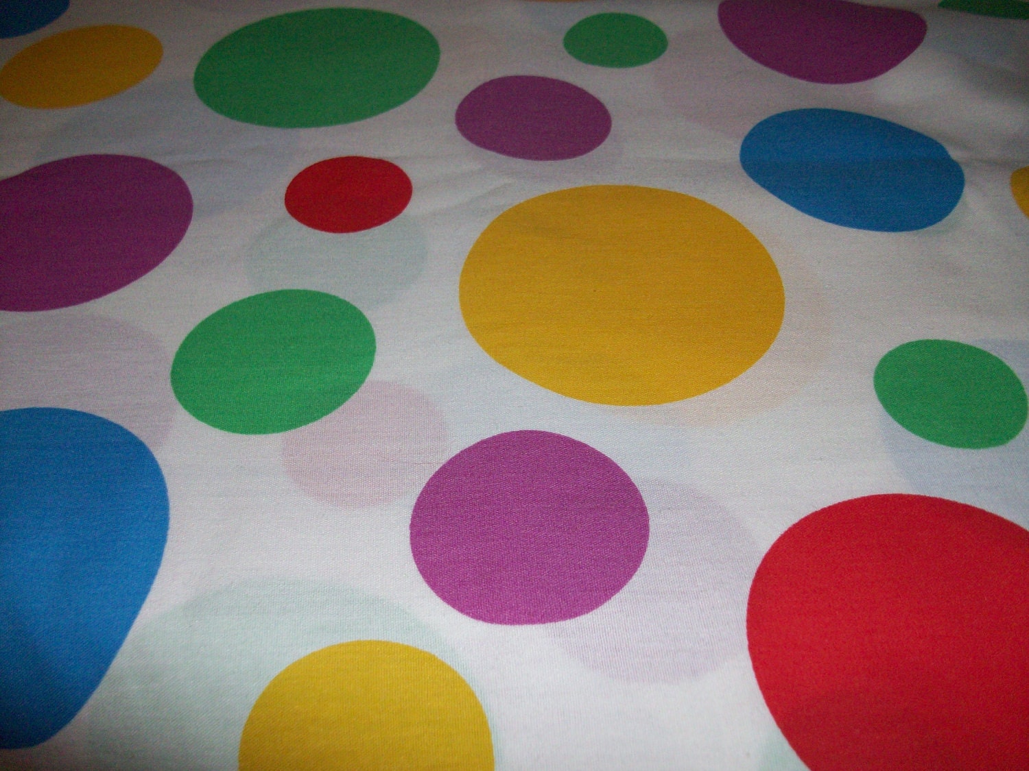 Vintage Large Polka Dot Fabric 106 X 45 Twister