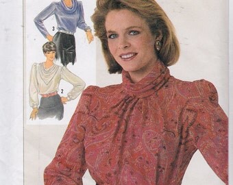 Simplicity 7092 Misses' Blouses Pattern, UNCUT, Factory Folds, SIze 8, Bust 31 1/2