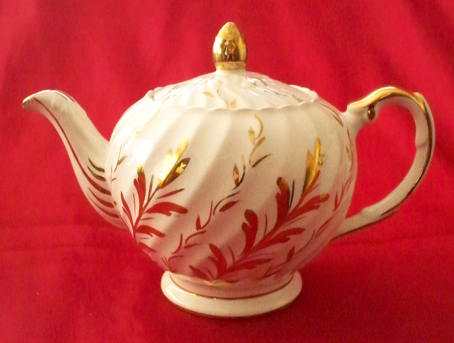 Ellgreave Burslem England Teapot Ralph Moses Wood & Sons Hand