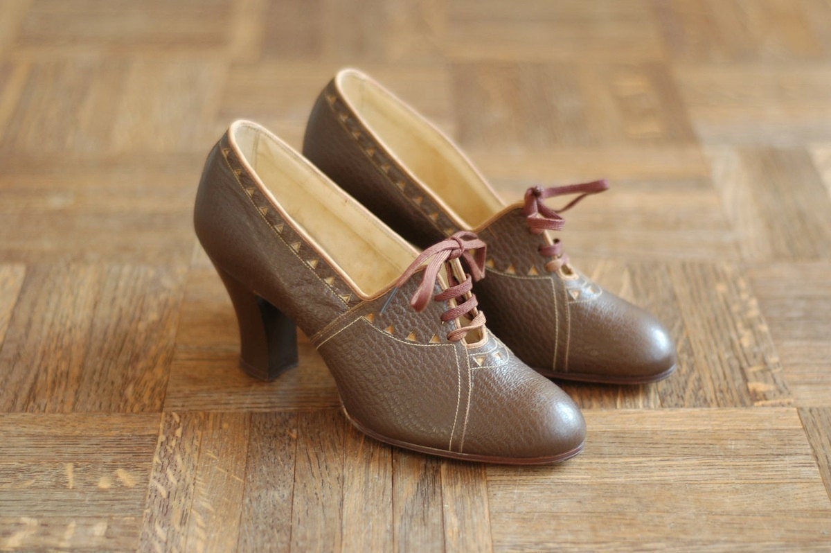 vintage NOS 1930s shoes / 30s brown leather oxfords / size 5