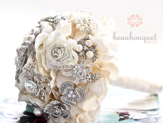 Bridal Bouquet Made of Rhinestone Brooches Deposit LARGE Size Crystal Brooch Heirloom Bridal Bouquet