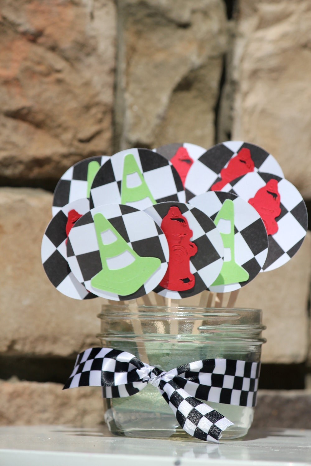 12 Cars Disney Pixar Stop Light Cupcake Topper