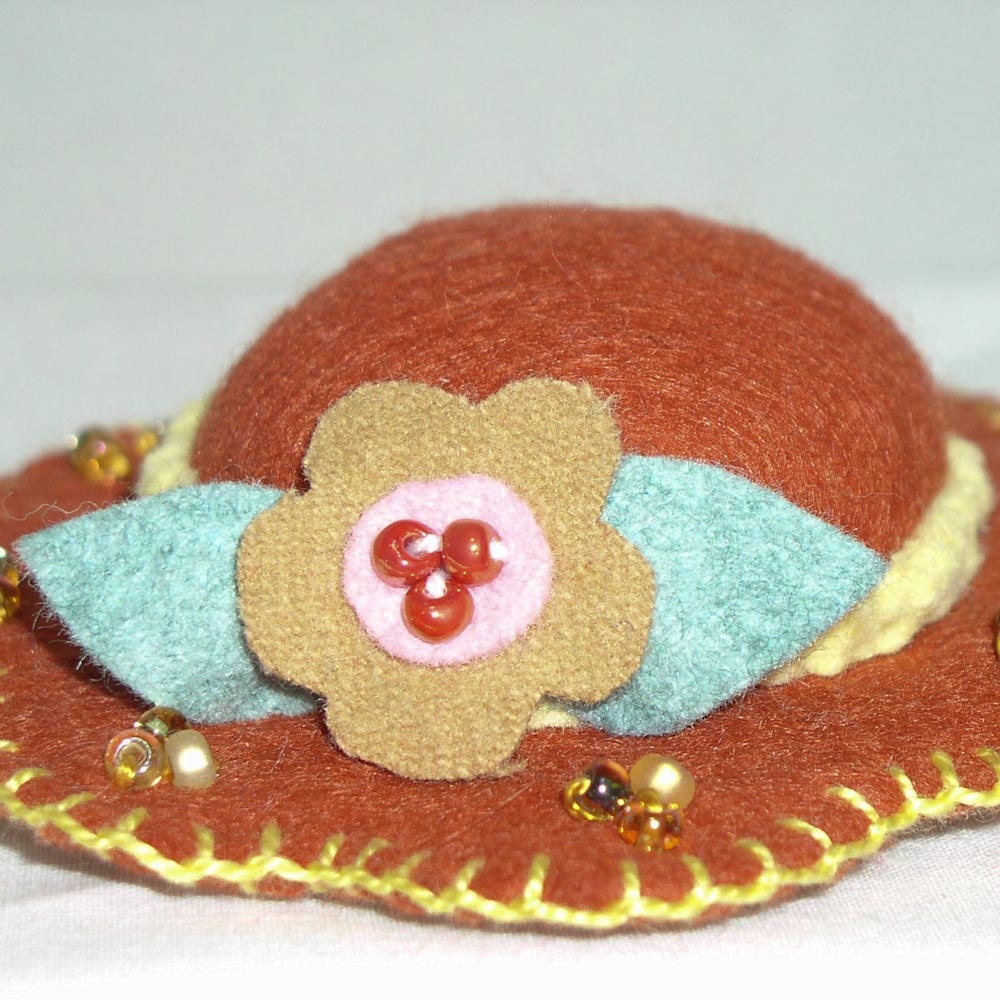 Handmade Rust Wool Hat Pin Cushion by KTMaesEclecticMix on Etsy