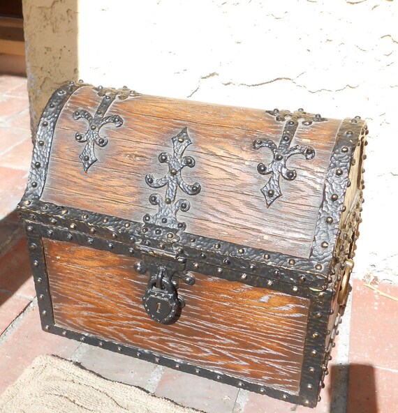 Decorative Vintage Large Pirate Treasure Chest