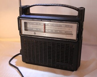 General Electric Solid State Am-Fm Power Radio