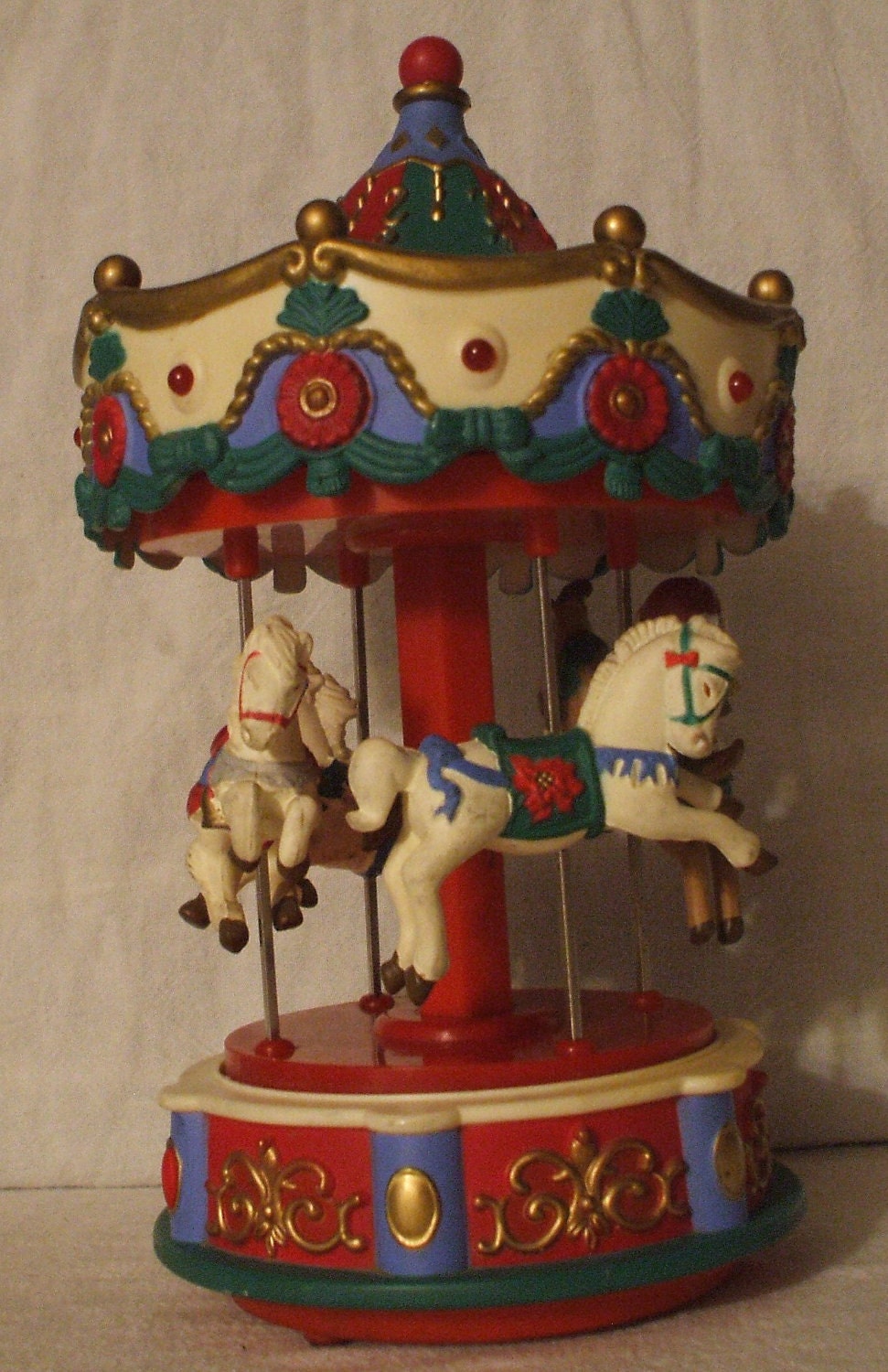 Vintage Collectible AVON musical Christmas Carousel