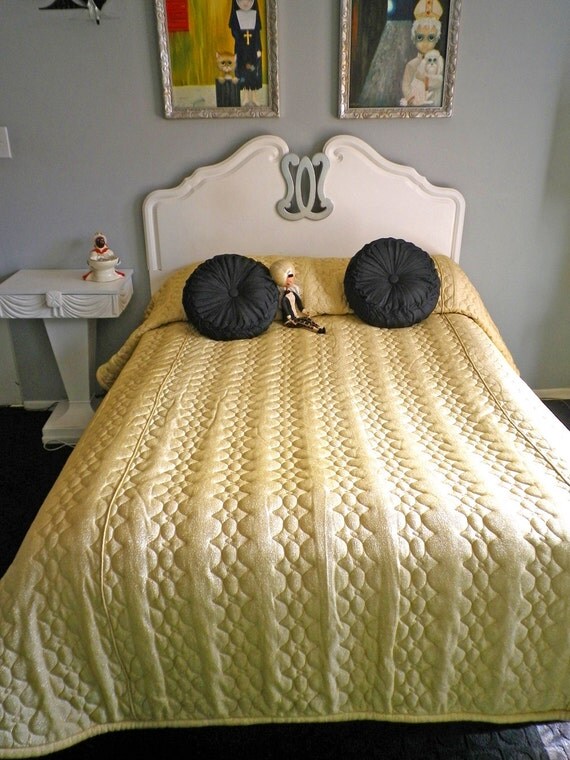 Vintage 50s 60s Hollywood Regency Gold Glitter Bedspread