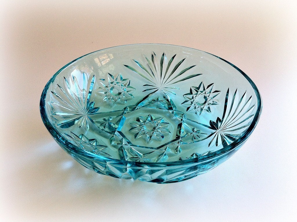 Blue Glass Bowl Early American Prescut EAPC