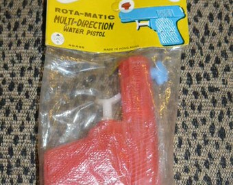 Vintage Plastic TOY WATER Gun Pistol Mint In Original Package