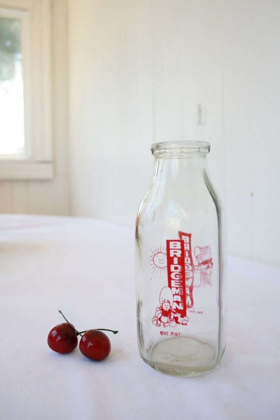 vintage milk bottle retro bridgemans brand shabby chic red vintage milk bottle retro bridgemans brand shabby chic red
