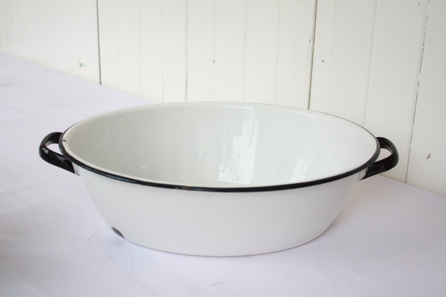 White Enamel Basin Tub with Black Trim Vintage