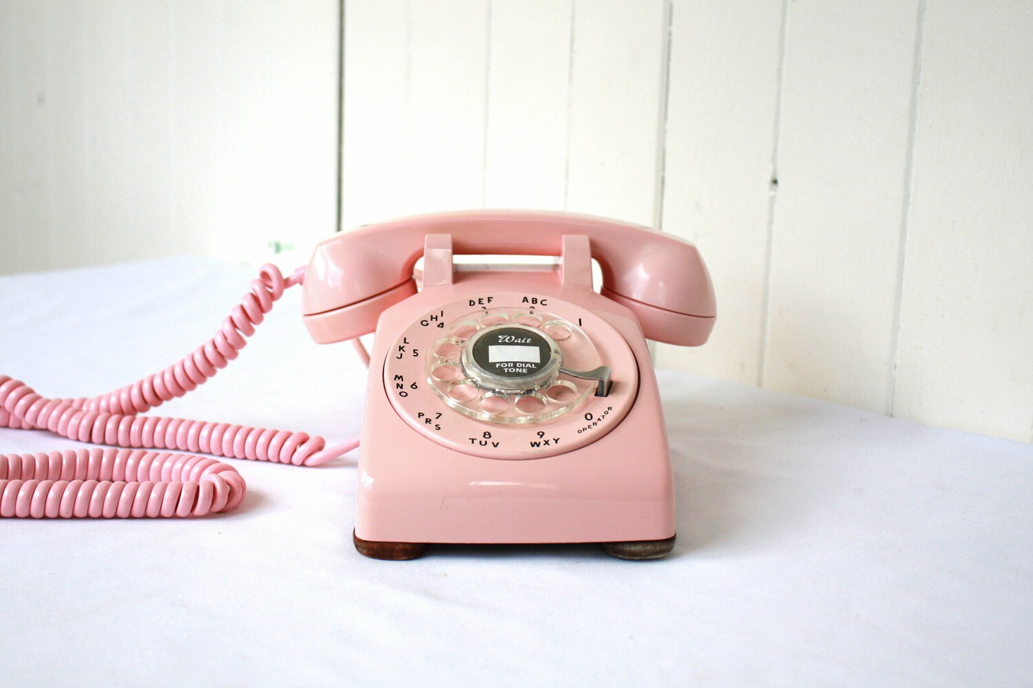Pink Vintage Phone 32