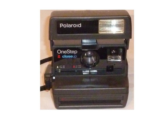 Polaroid One-Step close up camera