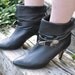 SALE 80s Leather ankle boots EUR 39, US 8 feather detail