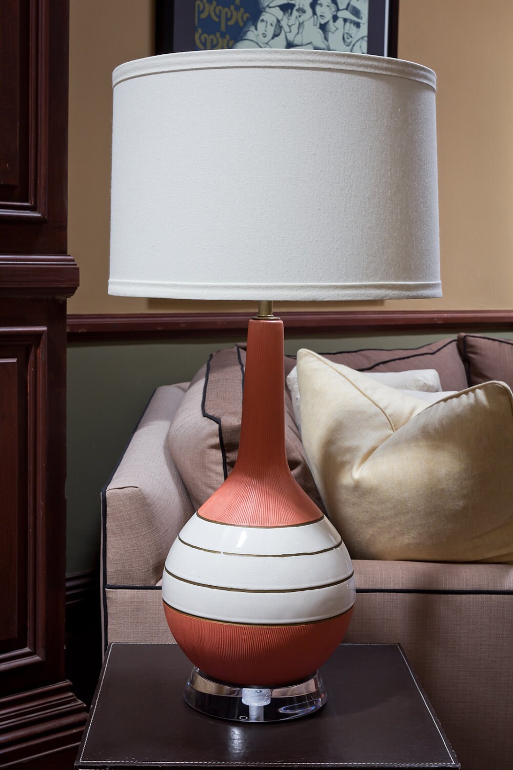 Mid Century Ceramic Table Lamp With Lucite Base Haute Juice