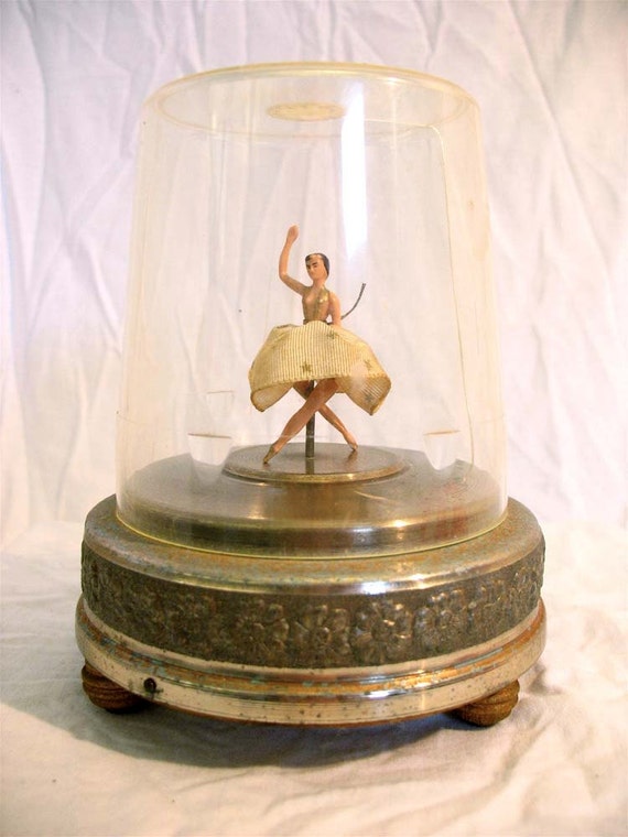 Vintage Cody Ballerina Music Box