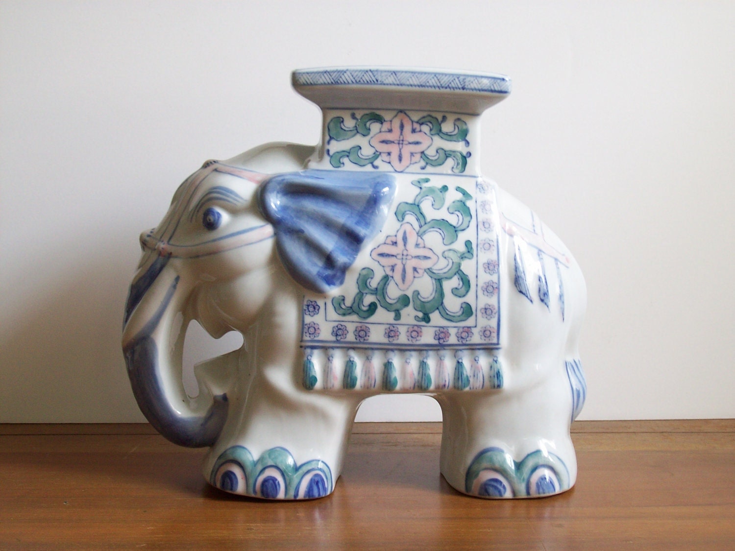 Vintage Ceramic Elephant Garden Stool Chinoiserie Hollywood