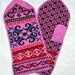 Norwegian Scandinavian hand crafted 100% Wool Mittens, folk art