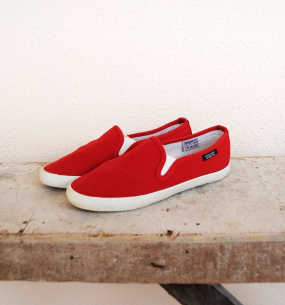 red canvas flats
