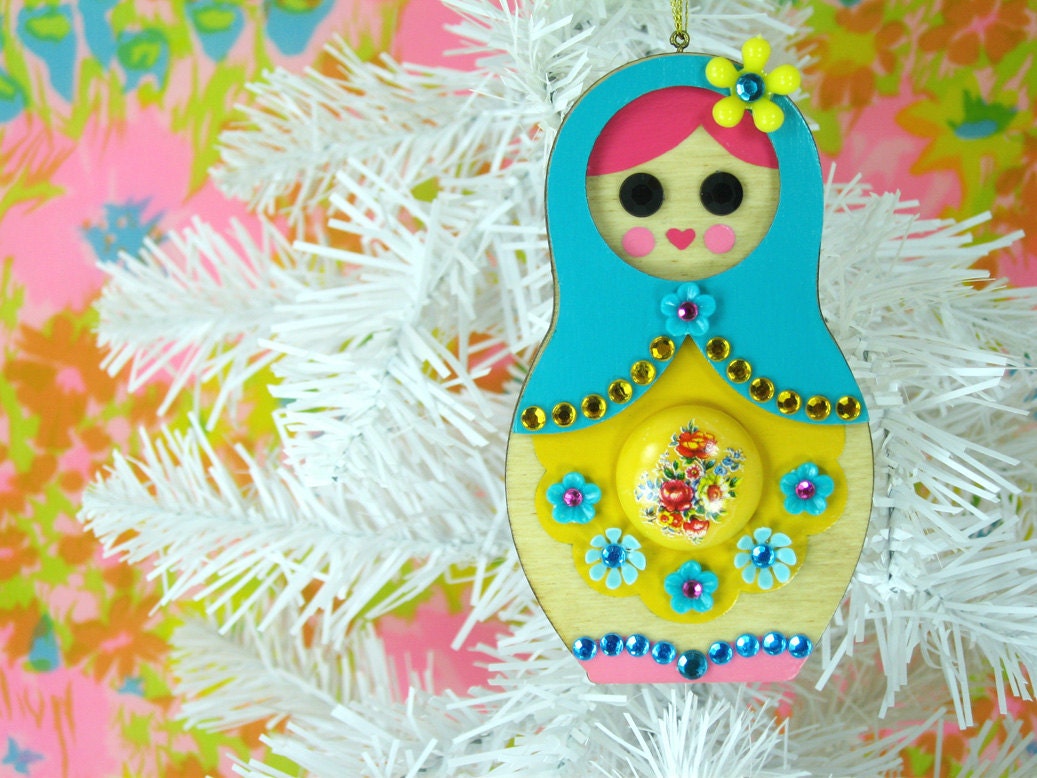 Matryoshka Ornament Nesting Doll Christmas by midwestmaude on Etsy