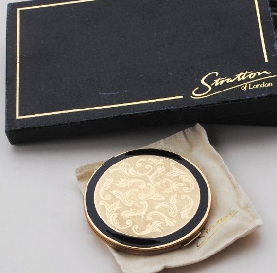 Stratton London Compact Make up Cosmetic Powder Case Gold