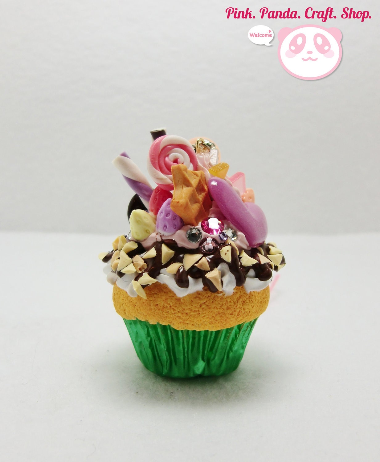 Polymer clay cupcake keychain / phone charm