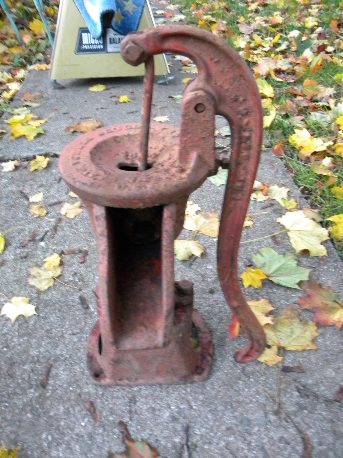 vintage antique CAST IRON garden hand well water gould PUMP