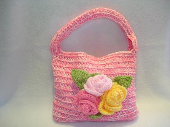 Items similar to Pink flower purse - Too-too-cute on Etsy