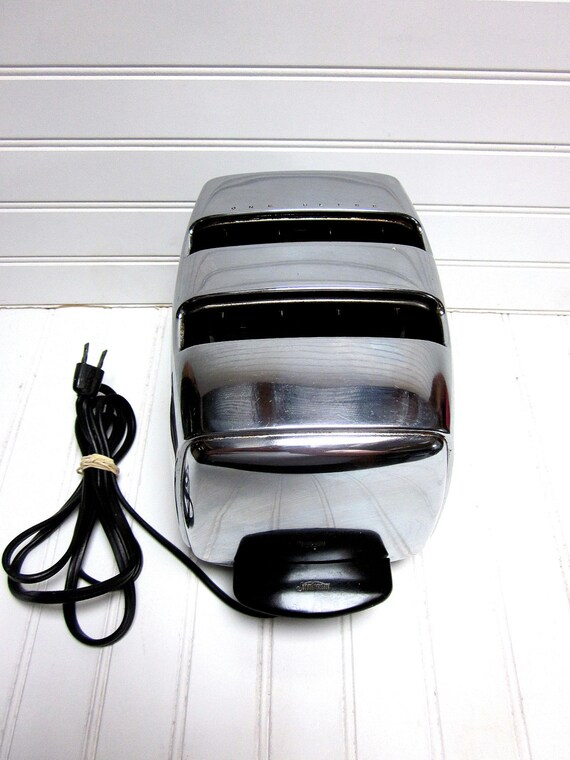 Vintage Toaster 1950s Sunbeam T20 Automatic Chrome Toaster