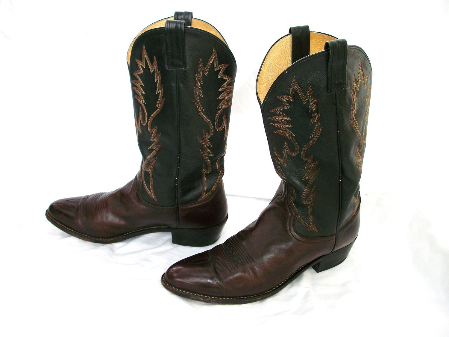 Vintage Dan Post size 12D Mens Leather Western Cowboy Boots