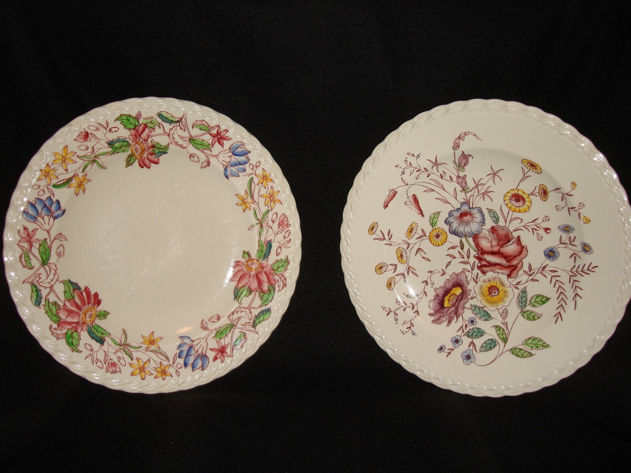 CALIFORNIA POTTERY VERNON Kilns Dolores and Chintz Dinner