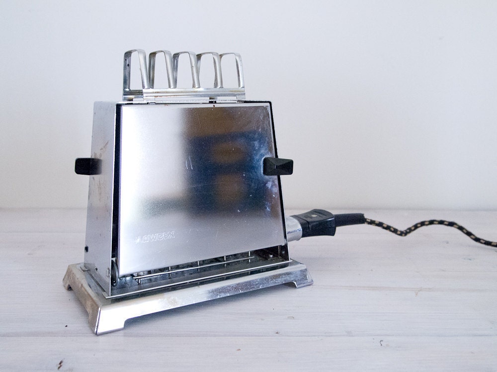 vintage side door toaster with original box