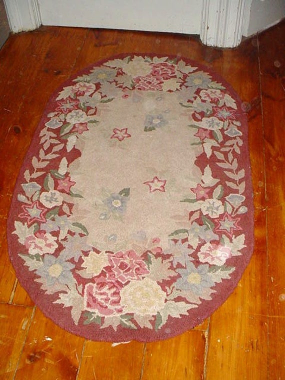 Vintage Oval Hooked Rug Roses Cottage Chic Home Decor Pinks 60