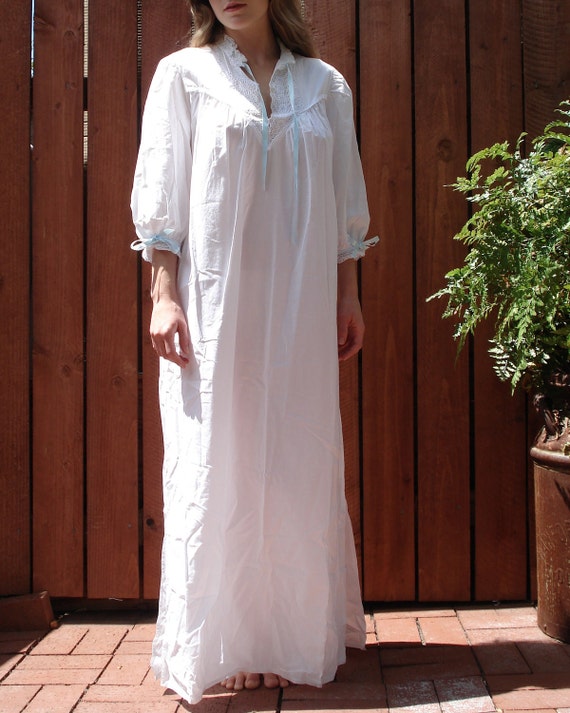 white cotton gown