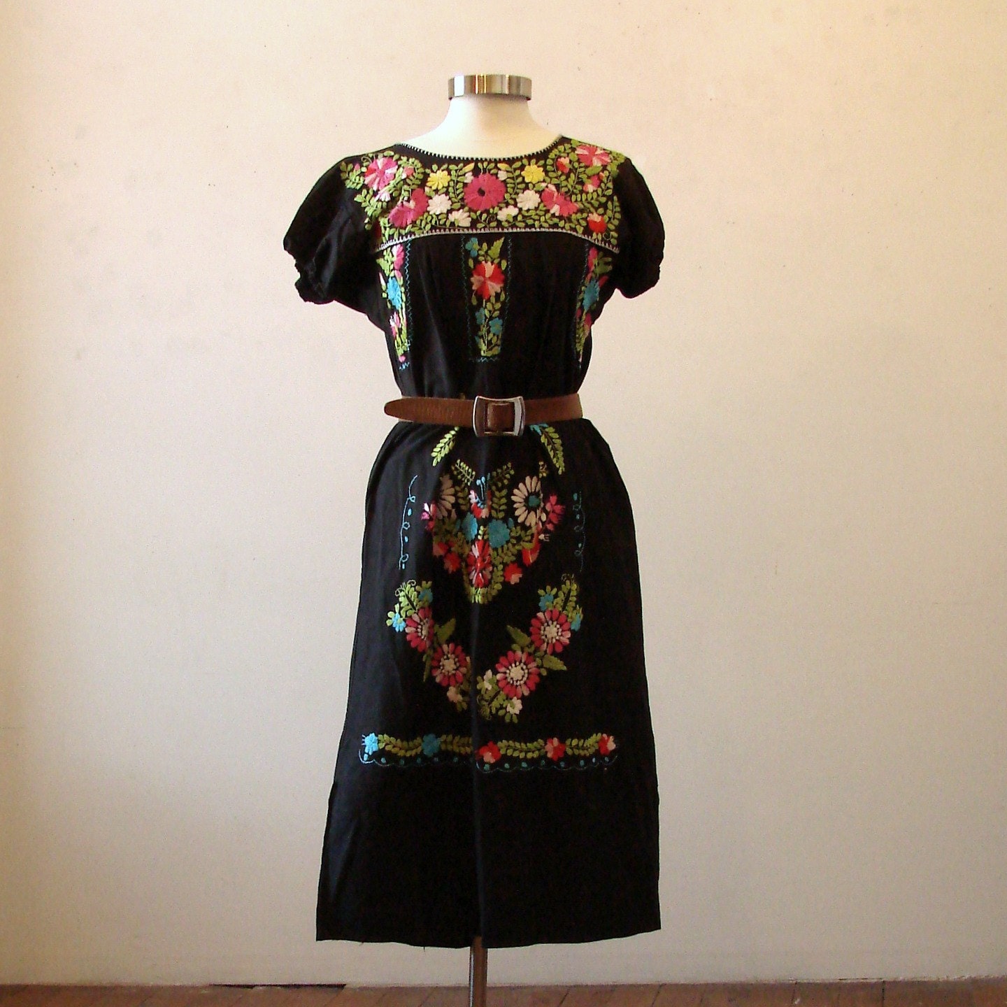 Day of the Dead Vintage Mexican Dress Mint Condition